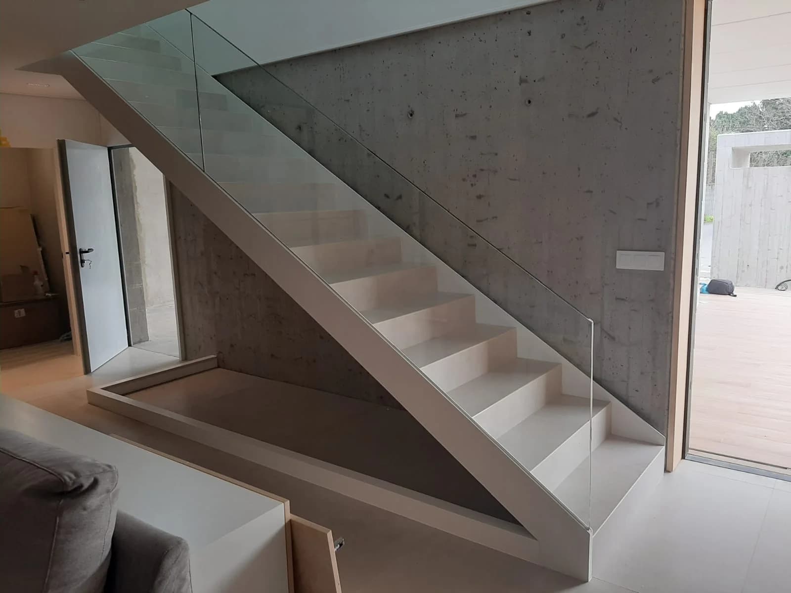 Escalera metálica interior 02 - Piezas a medida en Pontevedra y Galicia